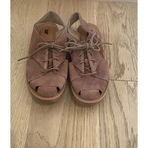 CAT Caterpillar Sandals Women’s Size 7 38 Pink Suede Leather Strappy Shoes